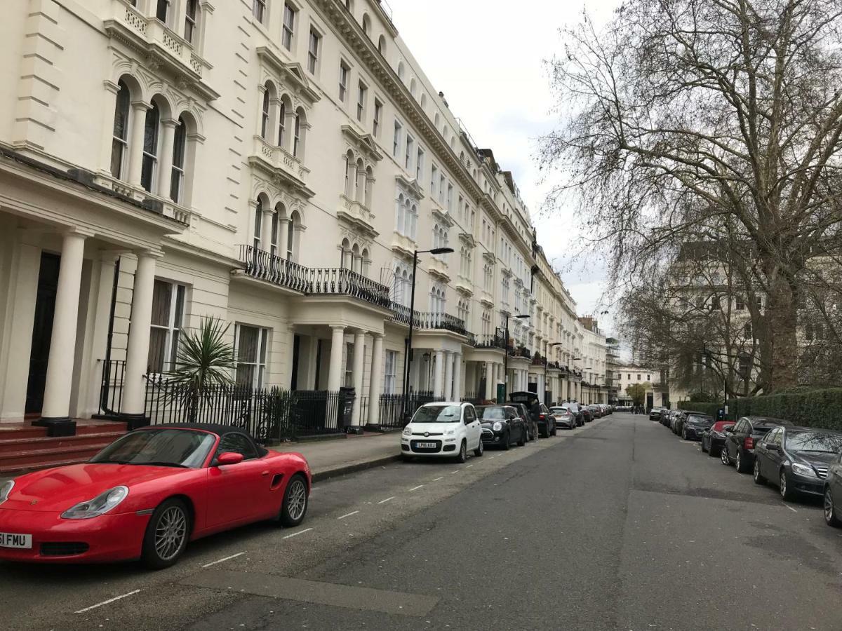 Hyde Park Studio Has Private Balcony With Tranquil Garden View Лондон Екстериор снимка